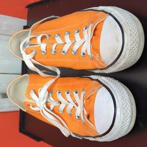 Converse All Star, 10.5, Orange Low Top
